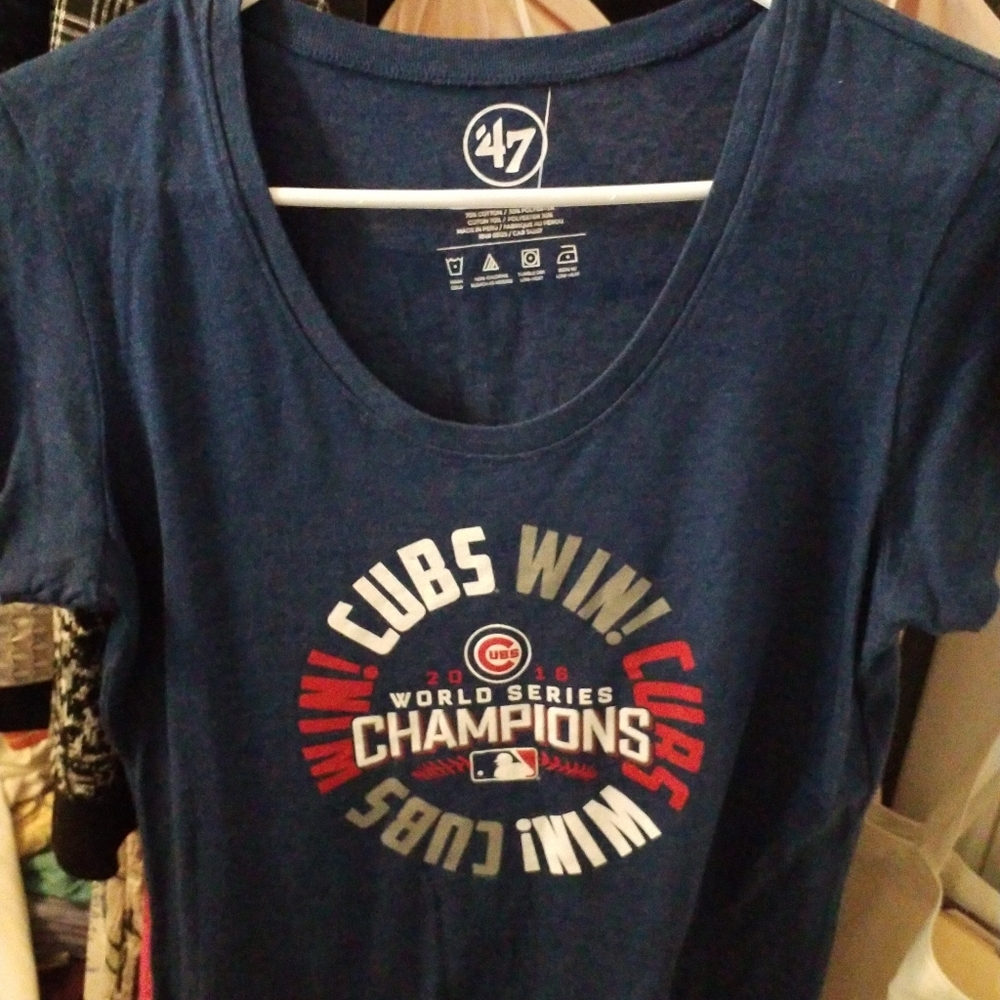 Cubs tee - Picture 2 of 2
